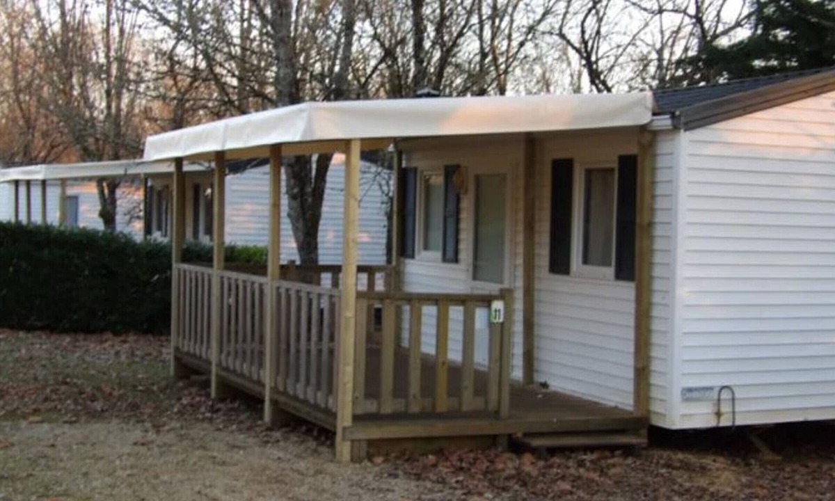 Limeuil House | Cozy mobile home with terrace in Limeuil