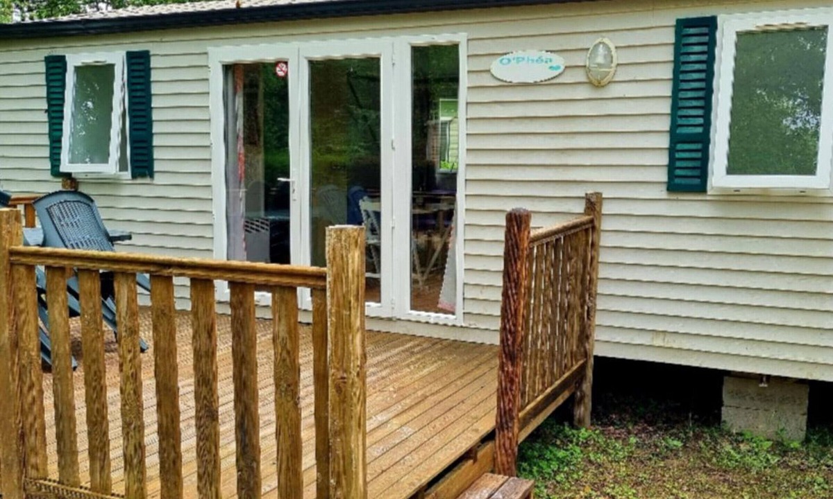 Nibelle House | Cozy mobile home with terrace, 2 bedrooms, sleeps 6