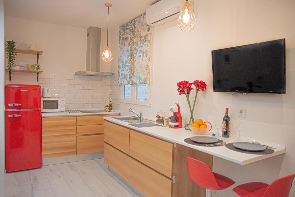 Extramurs Apartment | COZY & MODERN Apartment junto a Metro A Guimerá