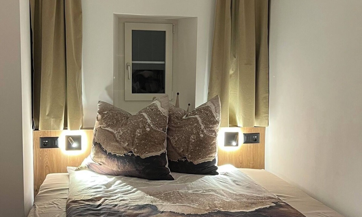 Gottlieben Apartment | Cozy, modern, fully equipped apartment, with small balcony. Garden, 100m to the lake