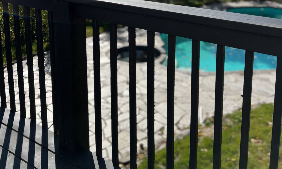 Greenwood Lake Villa | Cozy Modern Lake View Villa