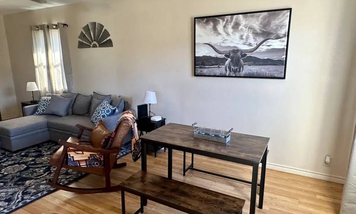 Sayre House | Cozy modern small town apartment pet and child friendly large parking