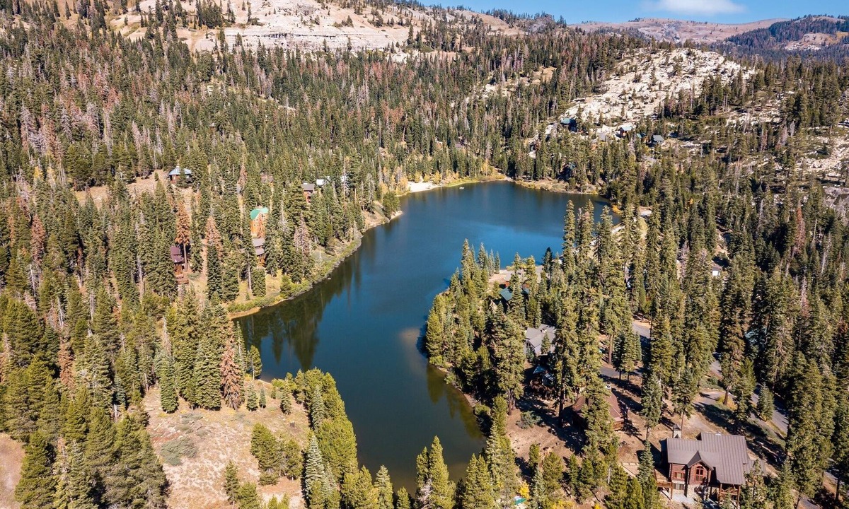 Bear Valley Condo | Cozy Mountain Condo Sleeps 4! - Tam #2 by Bear Valley Vacation Rentals