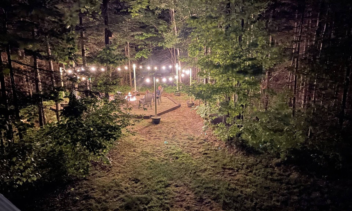 Twin Mountain House | Cozy Mountain Escape w/Firepit Area ~ BBQ & Views