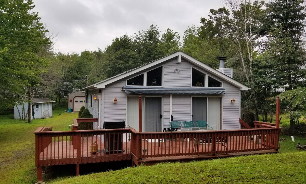 Albrightsville House | Cozy mountain get away