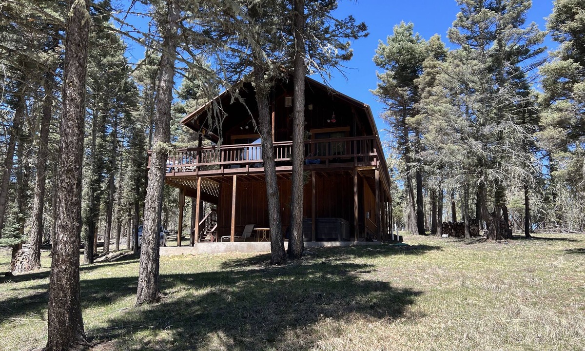 Angel Fire House | Cozy Mountain House convenient to all activities.