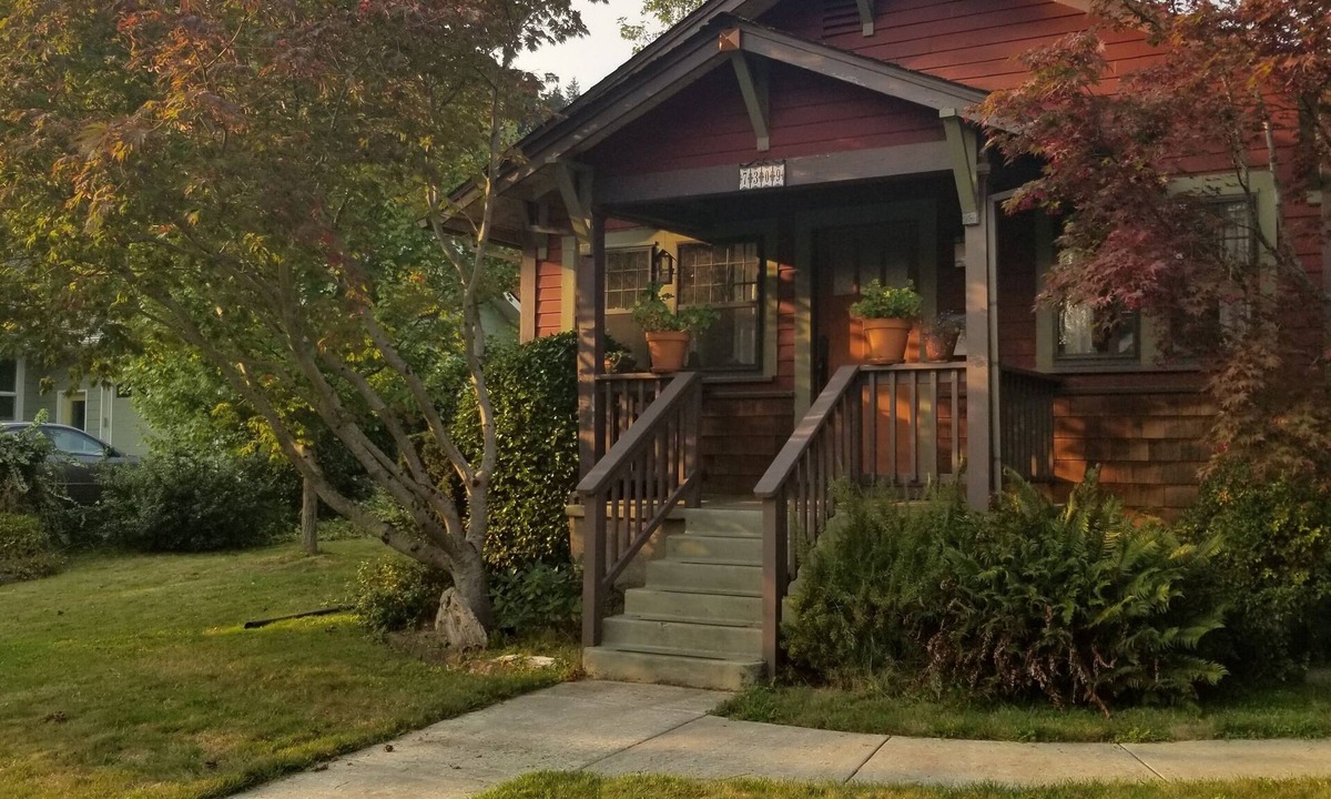 Mount Tabor House | Cozy Mt. Tabor Bungalow