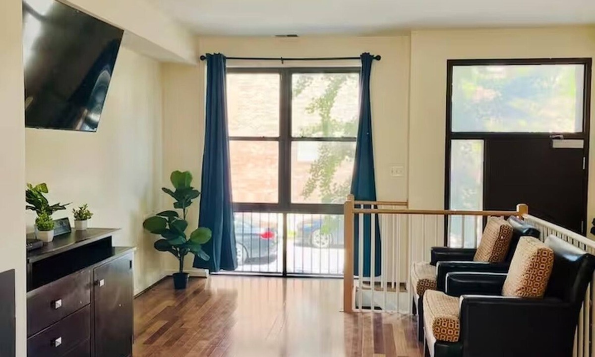 Downtown Baltimore House | Cozy Mt. Vernon Townhome