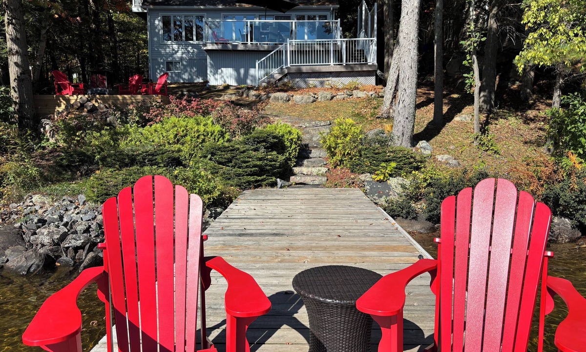 Bracebridge Cottage | Cozy Muskoka Cottage,10 min to town, theme park, beach and Muskoka attractions