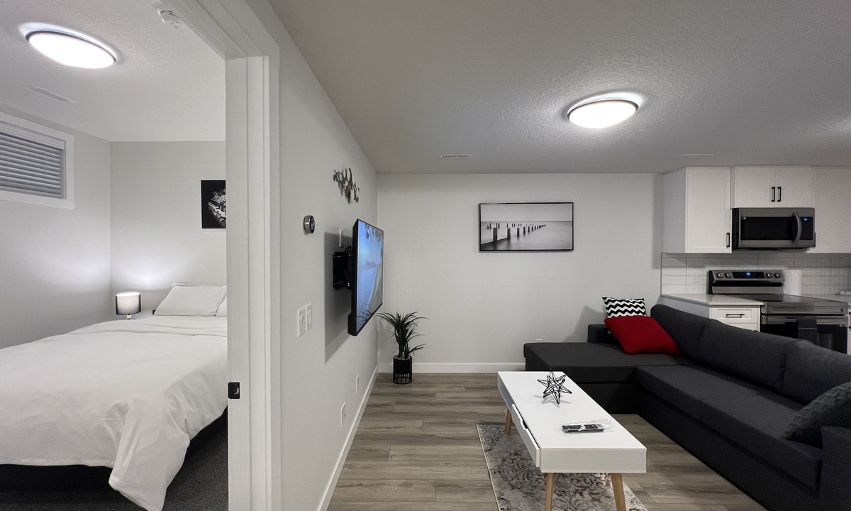 Calgary Apartment | Cozy New Suite in NW Calgary