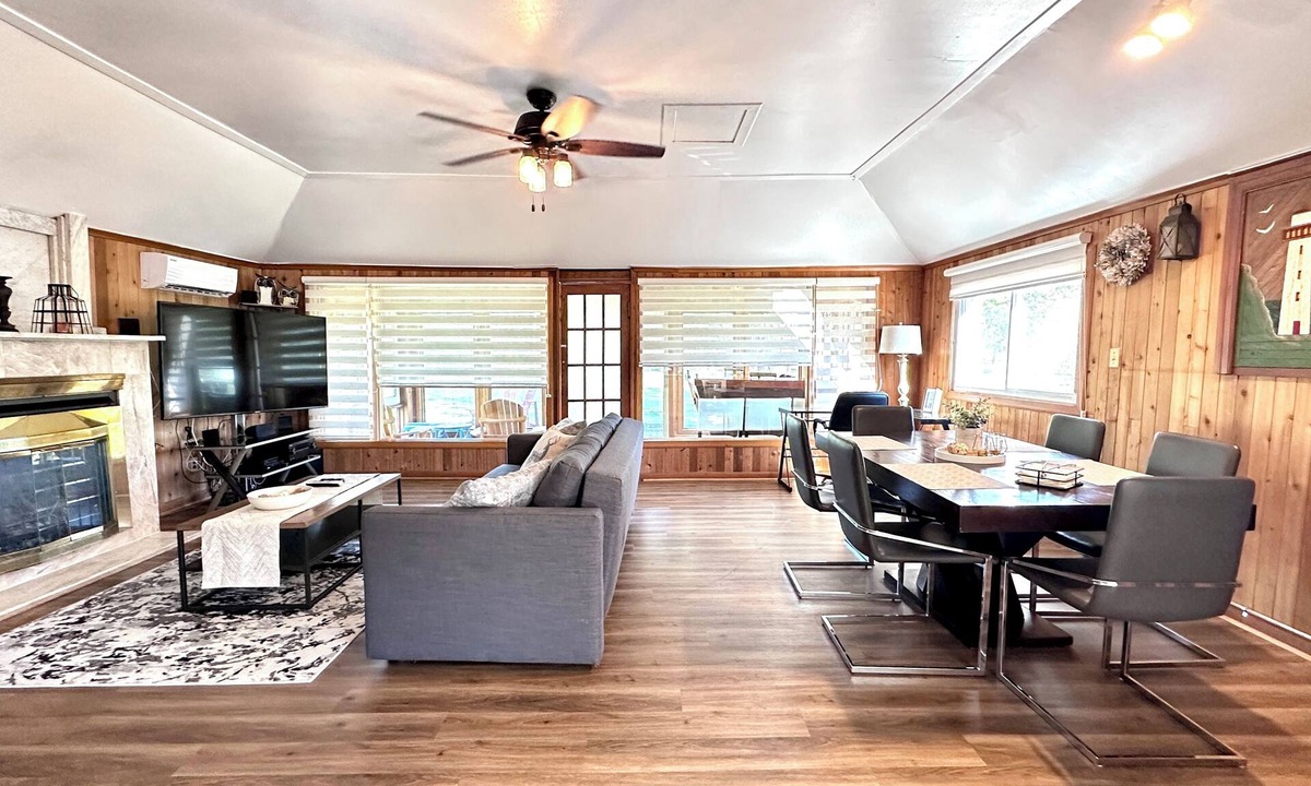 Fort Erie Cottage | Cozy Niagara Riverside House Cottage – Breathtaking Views & EV Charger