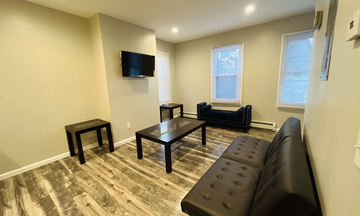 Irvington Apartment | Cozy Nights 2Bedroom