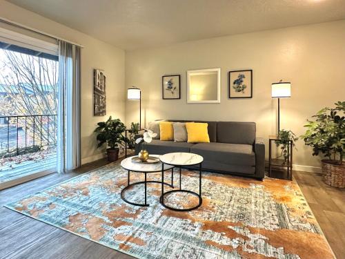 Hazel Dell South Apartment | Cozy One-Bedroom Haven with Big Balcony