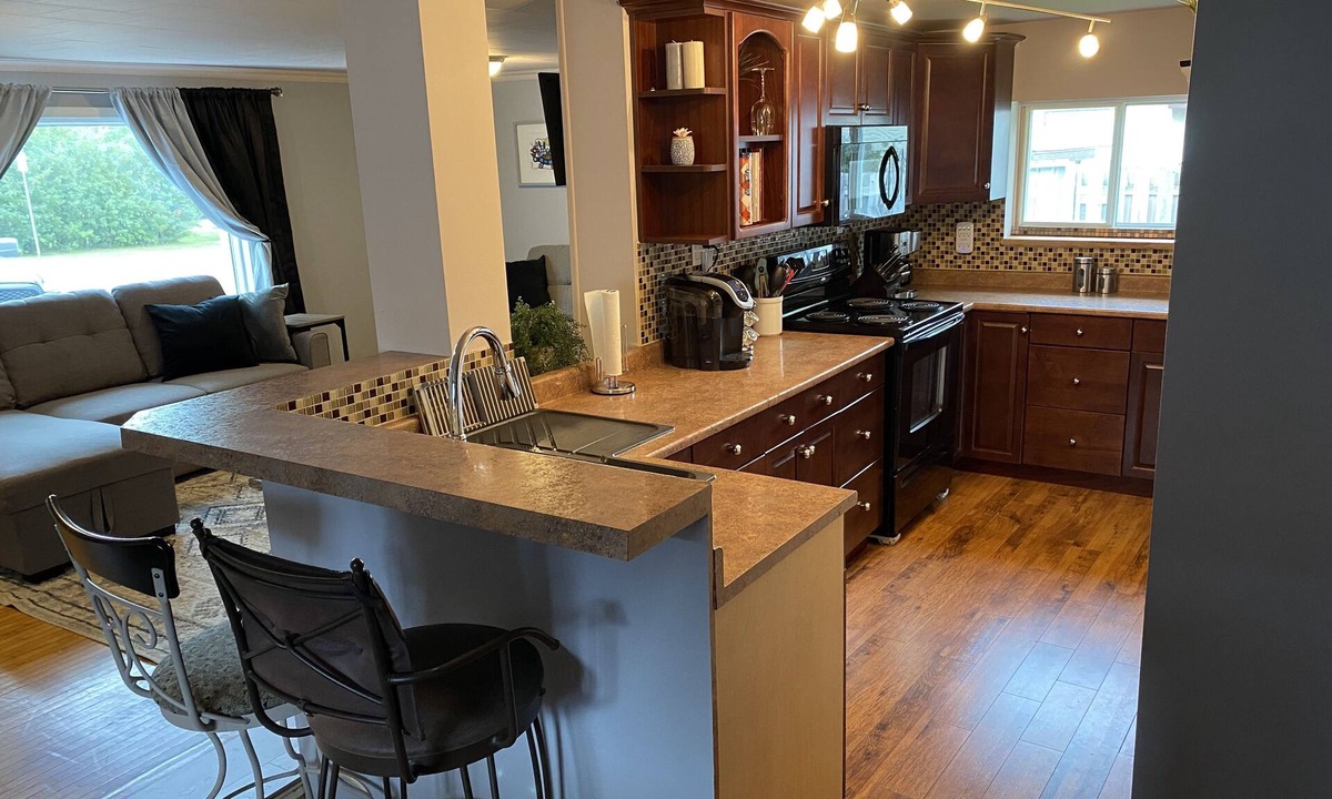 Thunder Bay House | Cozy one bedroom home