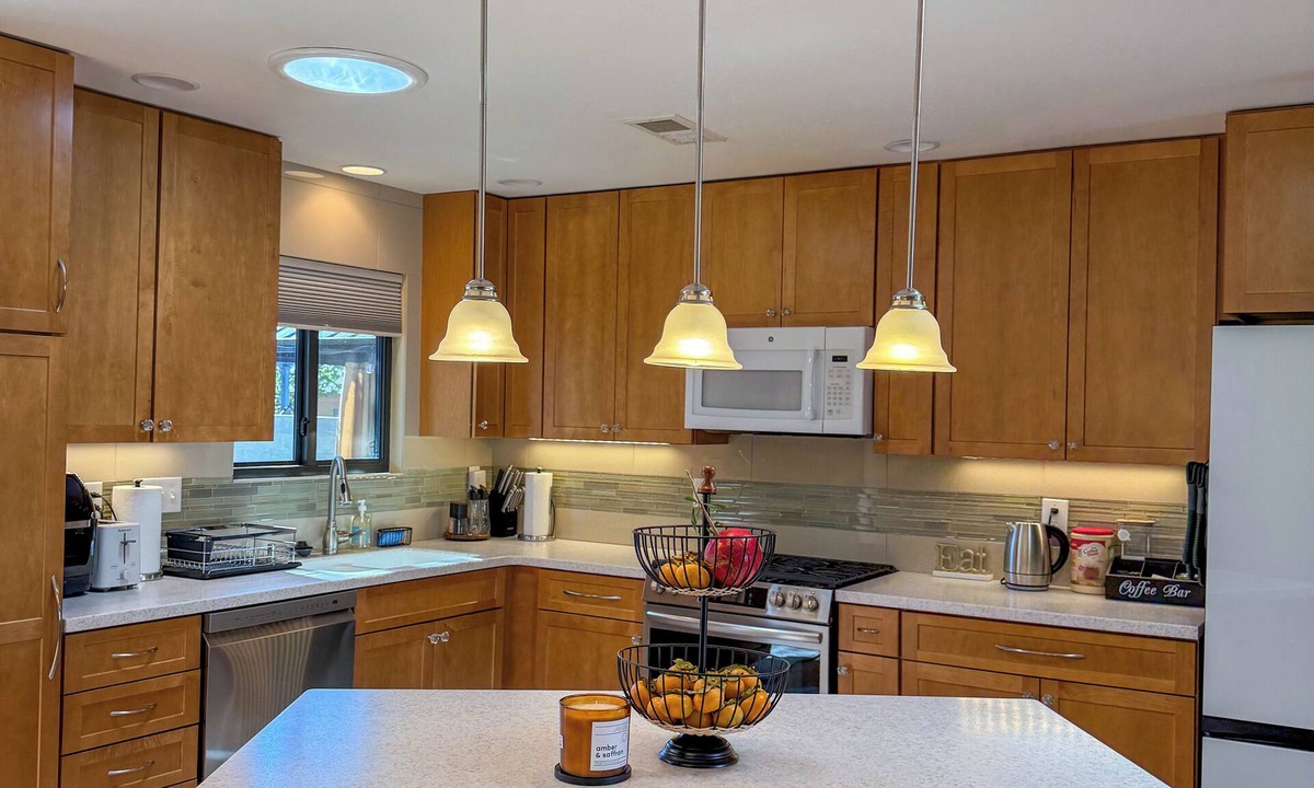 Northeast Heights House | Cozy open concept living with backyard.