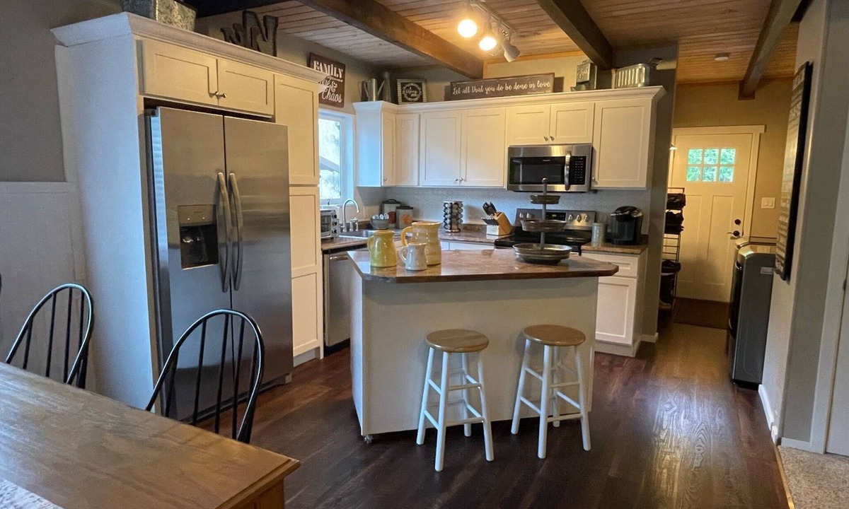 Packwood House | Cozy Packwood Cabin With Hiking/Skiing/Golfing