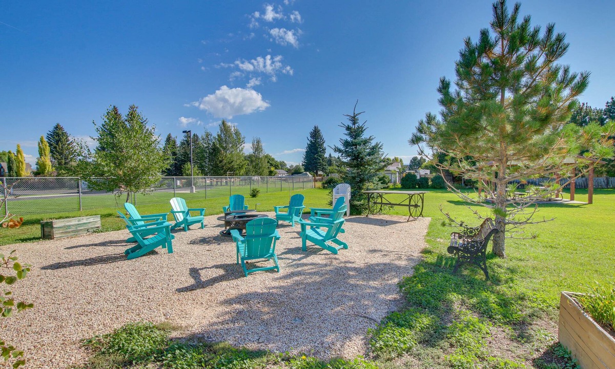 Paris Apartment | Cozy Paris Studio ~ 4 Mi to Bear Lake!