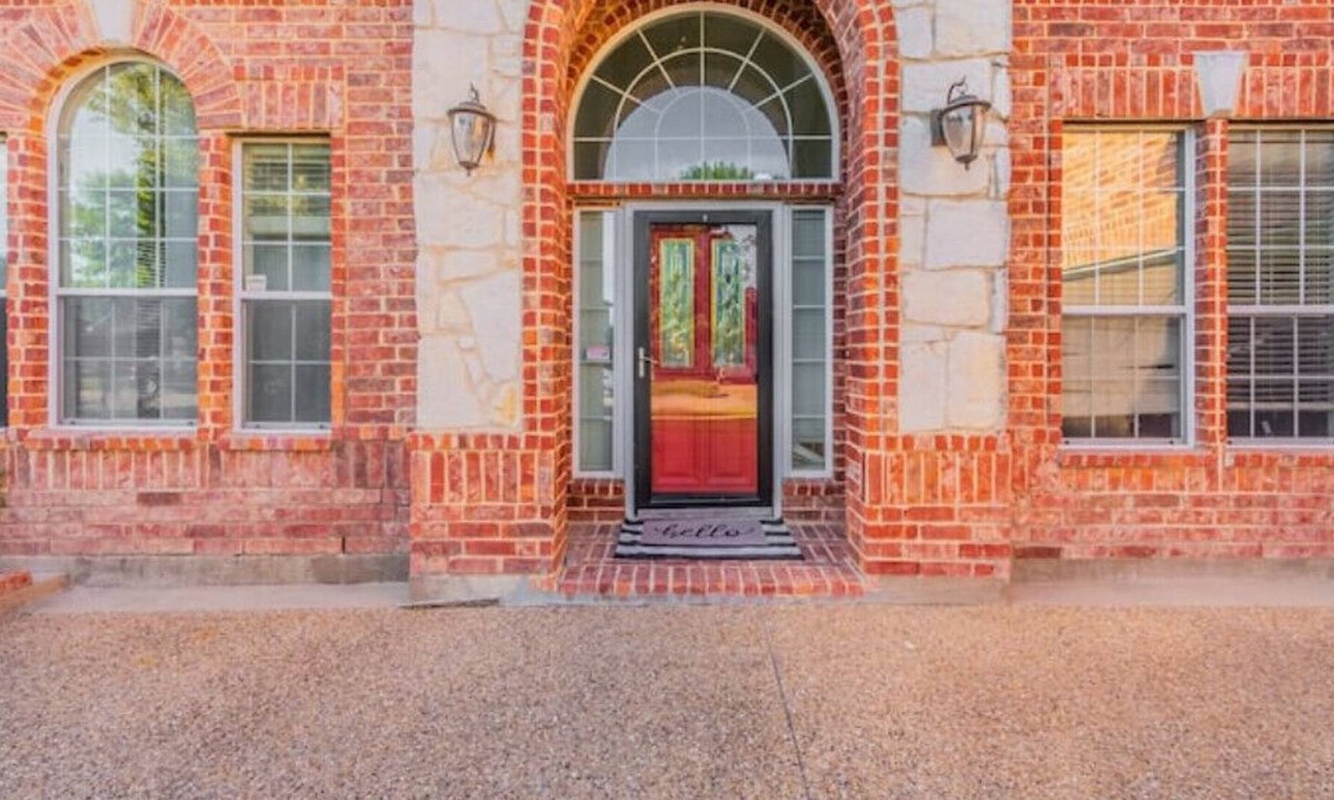 DeSoto Apartment | Cozy Peaceful Private room in a Villa/Fast Wi-Fi