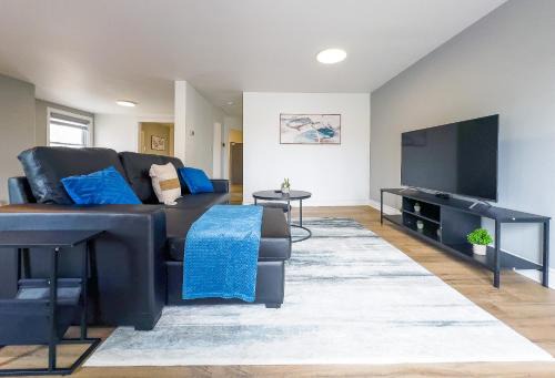 Bobcaygeon Apartment | Cozy & Pet-Friendly 3BR Retreat in Bobcaygeon