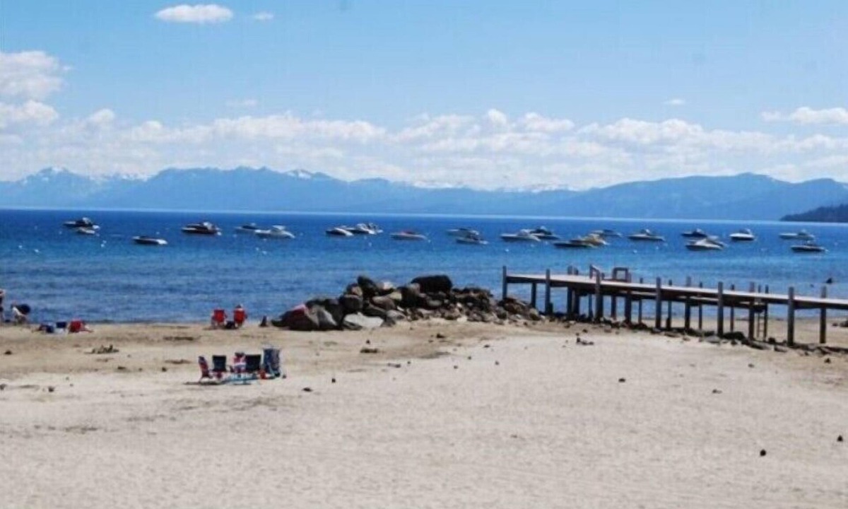 Tahoe Vista House | Cozy Pine Cove Cottage #5
