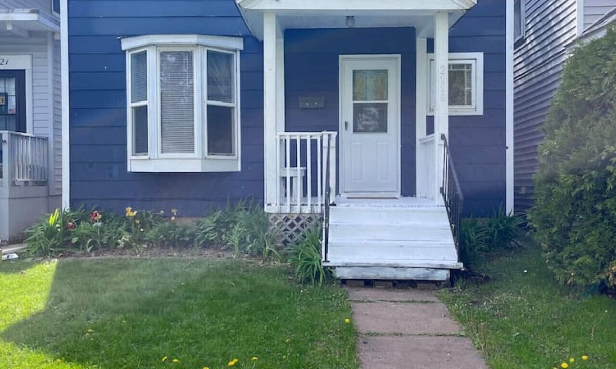 Superior House | Cozy Place! 3bd 1bath. Dog friendly