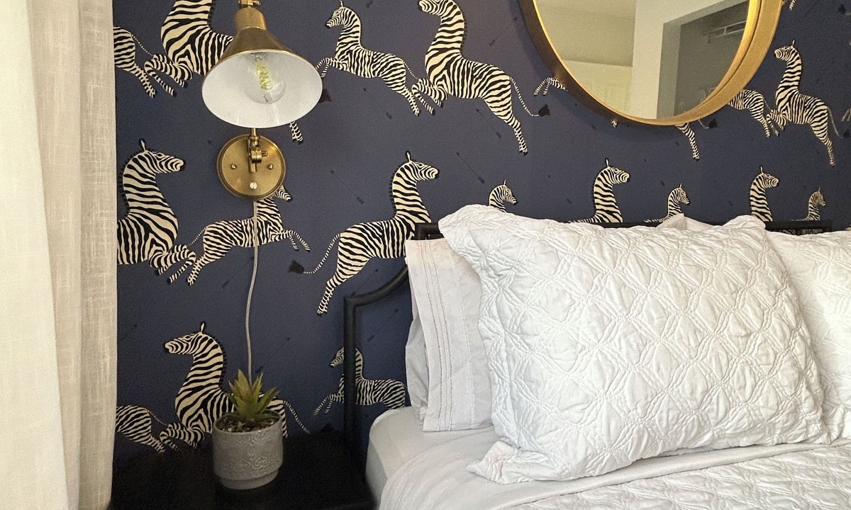 Parkland House | Cozy Place | Comfortable Sleep | 5 Queen & 2 Full Beds