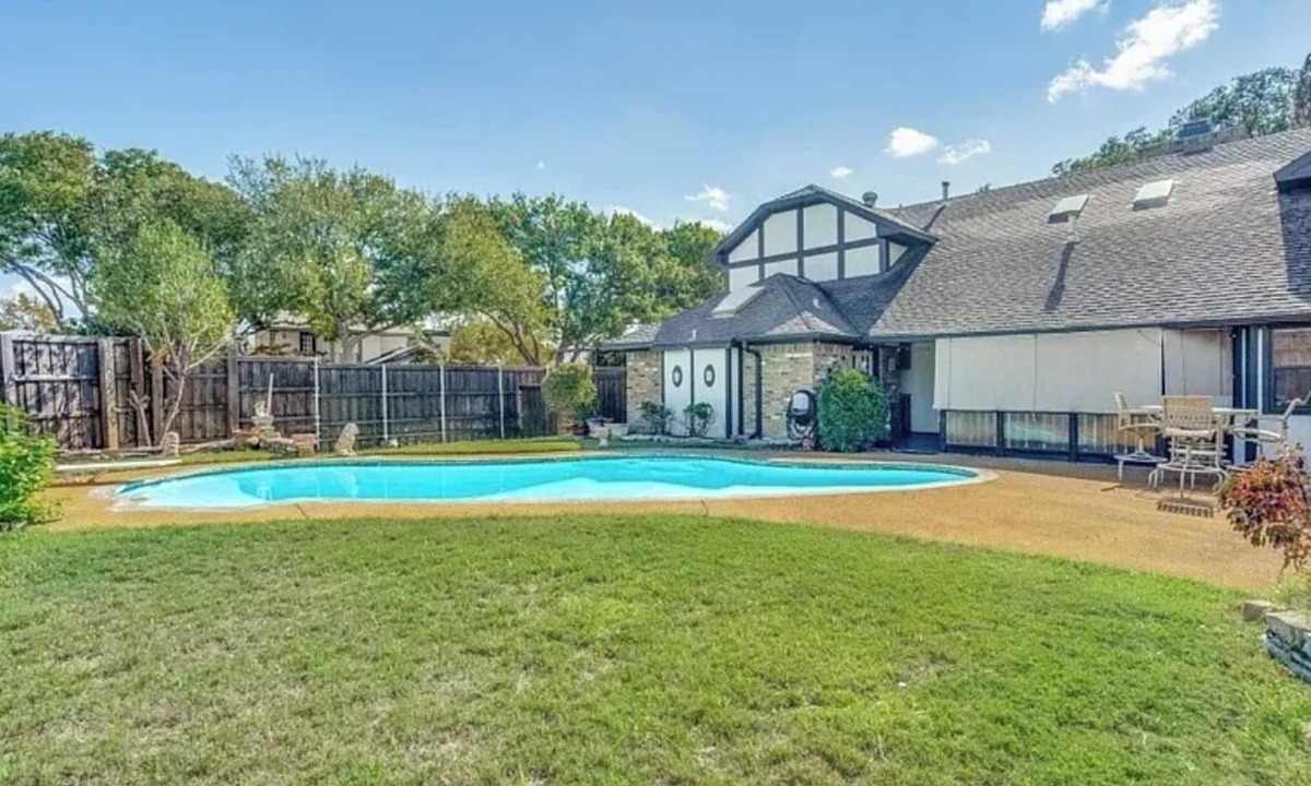 Plano House | Cozy Pool Home Designed for Both Family Fun & Serenity
