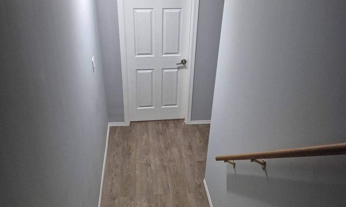 Winnipeg House | Cozy Private Basement Suite | Garden City Winnipeg