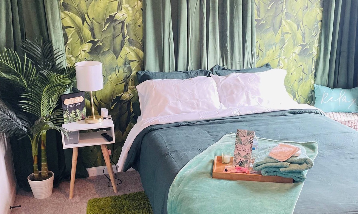 Lovejoy House | Cozy Private Bedroom w/shared bathroom