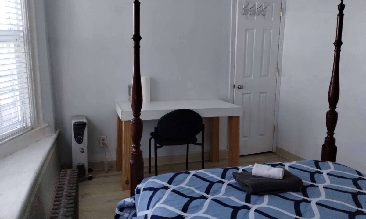 Park Hill Apartment | Cozy private bedroom with shared bathroom in charming Yonkers with AC