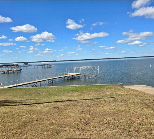 West Tawakoni House | Cozy Private Room Lake Tawakoni Home Near Park Pier