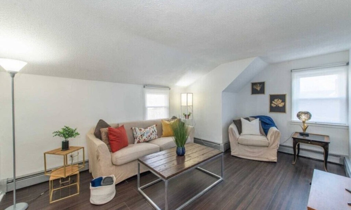 Fort Lee Apartment | Cozy & Quiet 2 Bed Apt 20 Minutes to NYC