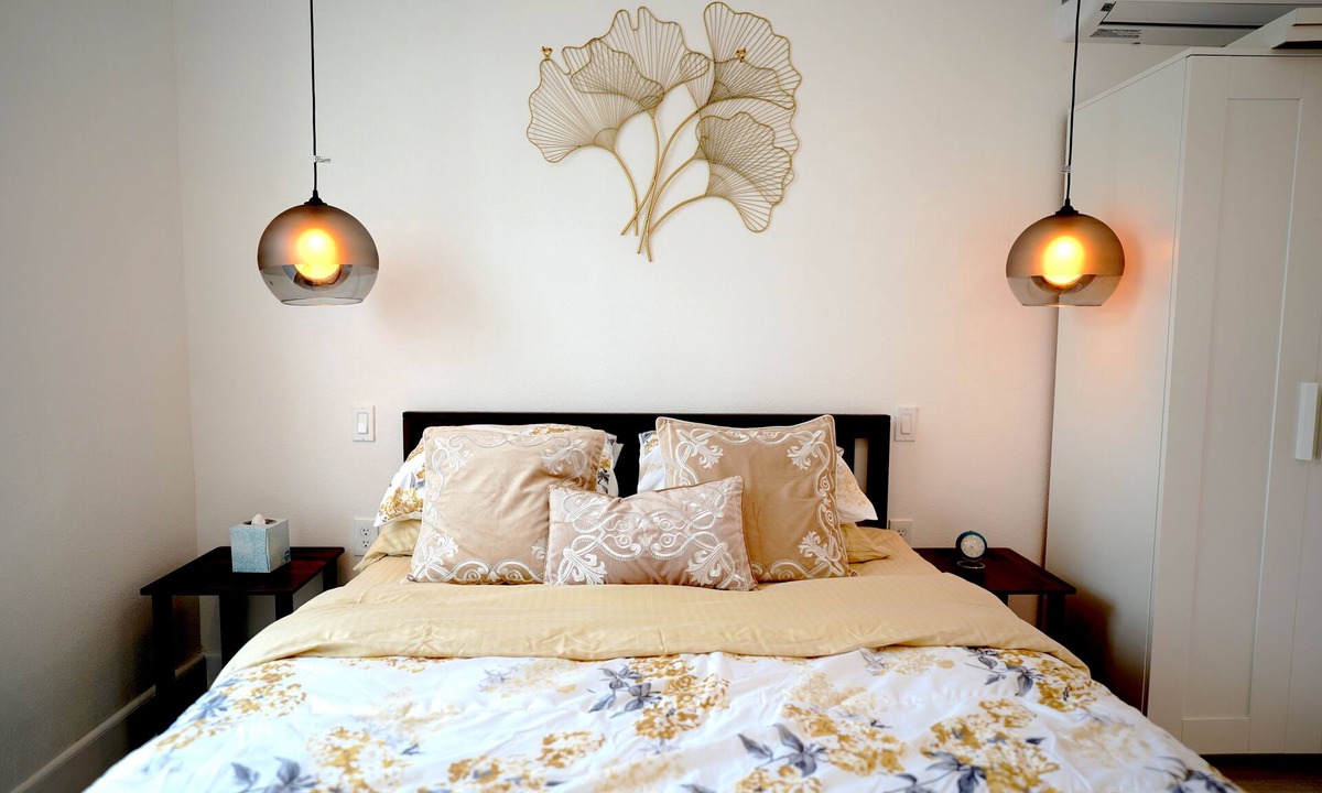 Copperfield House | Cozy & quiet Guest Suite w/private entrance | patio | Kitchen