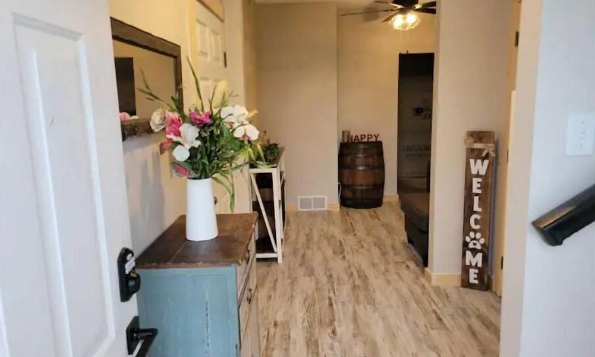 Douglas County House | Cozy Quiet House on 4 acres