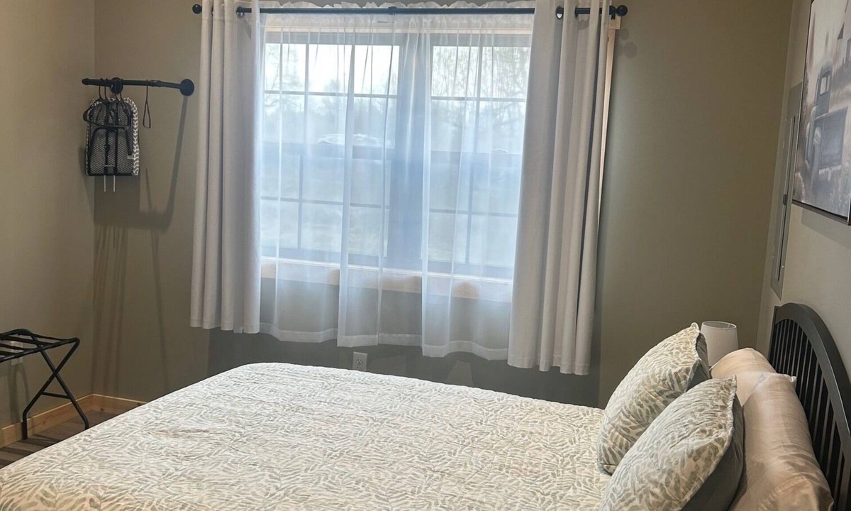 Vernon Cabin | Cozy, quiet with a country setting 1-bedroom hotel style cabin, #22, in Verona