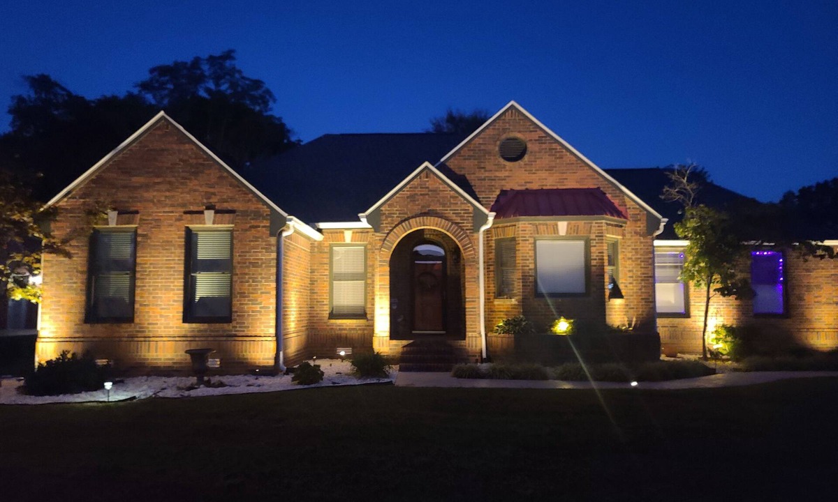 Franklin House | Cozy ranch house that's 10-15 minute from Historic downtown & Arrington Vineyard