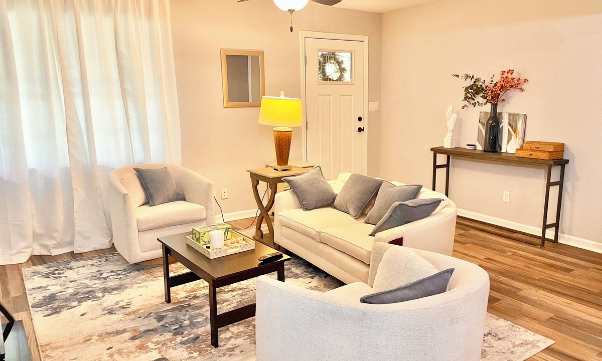 McDonald House | Cozy Ranch with exercise equipment room, AC