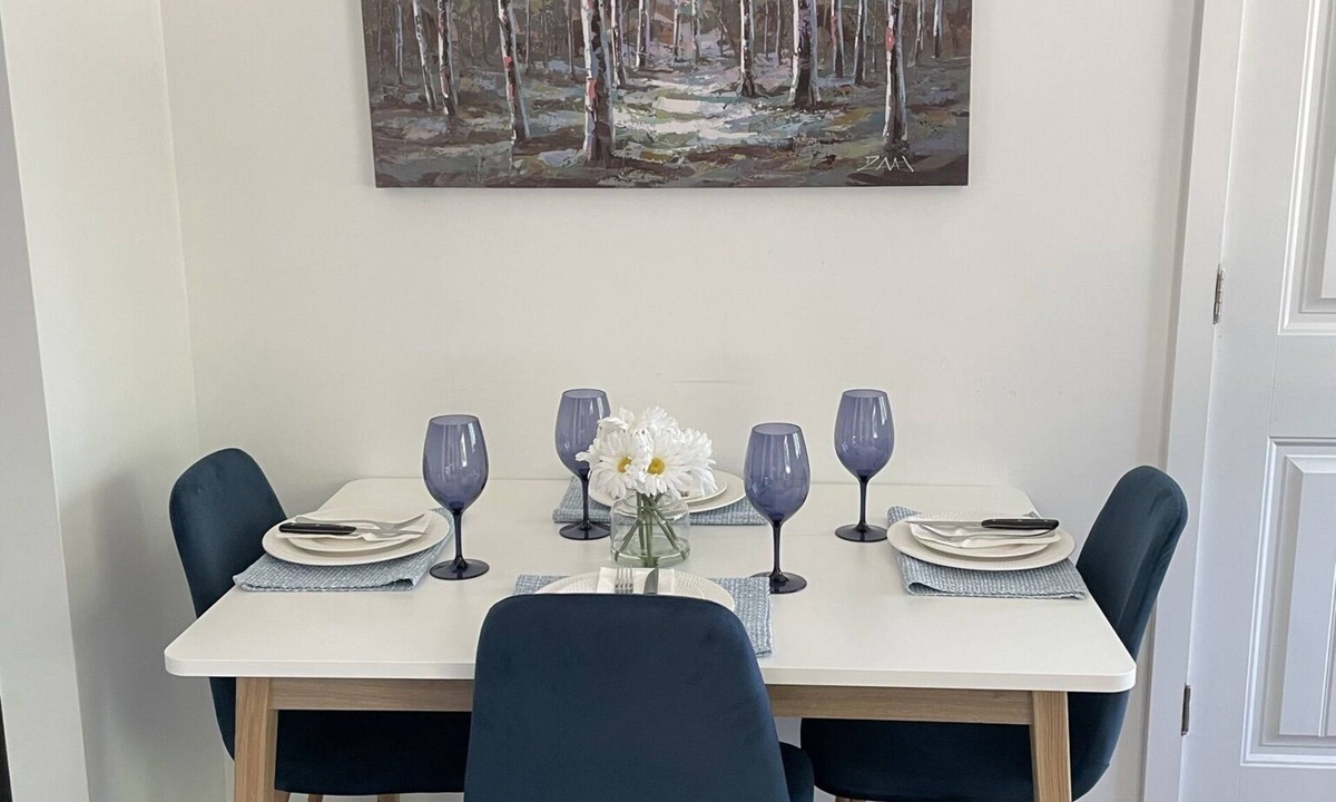 Port Elgin Cottage | Cozy, relaxing get away close to trails, beach, shopping and restaurants