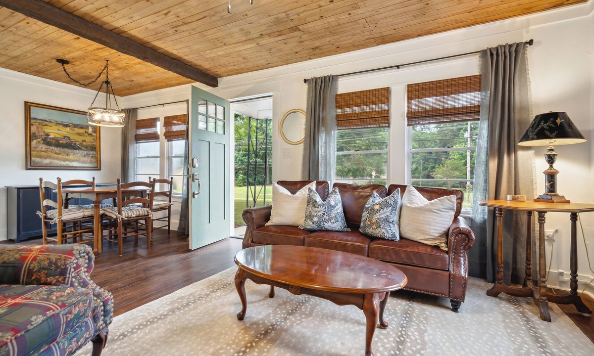 Munford Cottage | Cozy & Renovated 2-Bedroom Cottage in Munford