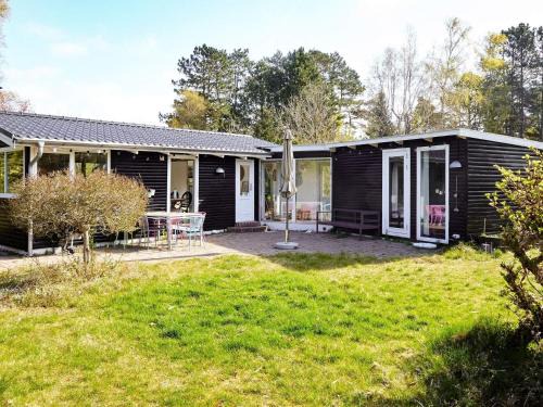 Hoensinge House | Cozy Retreat in Ellinge Lyng