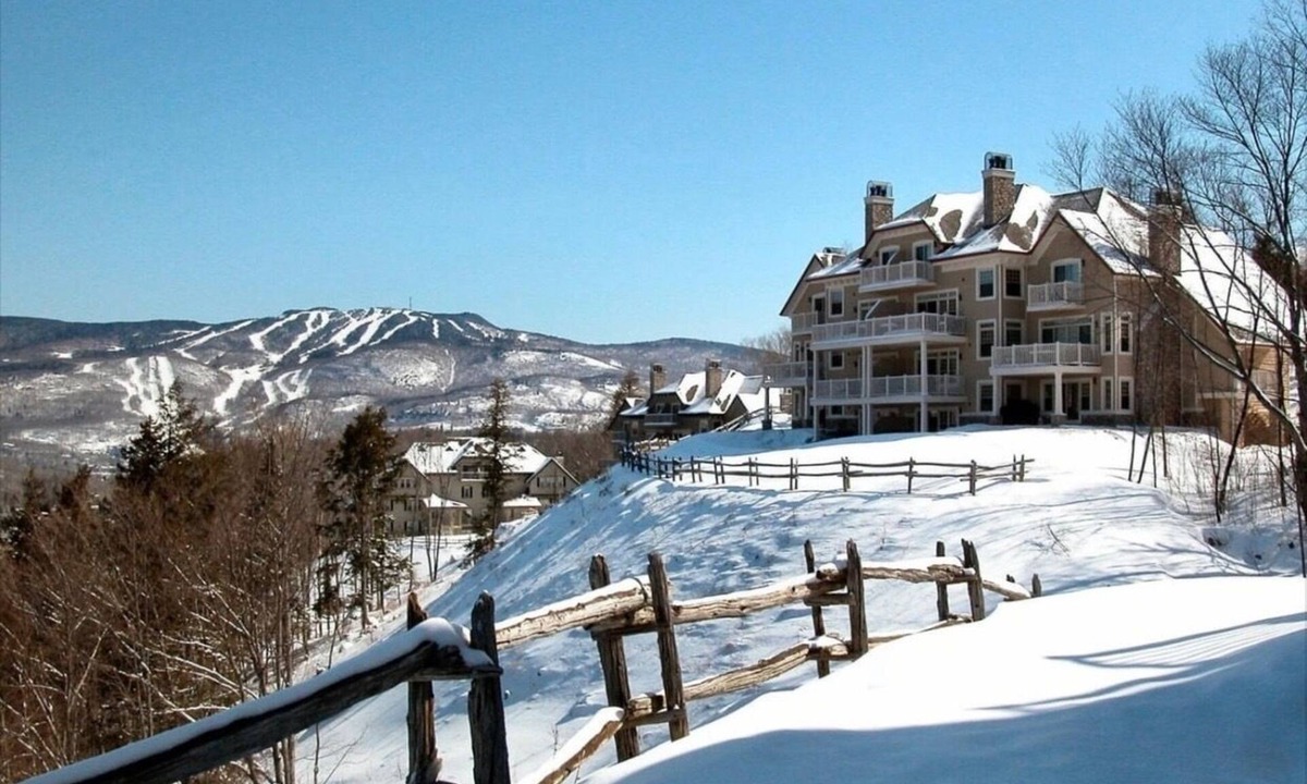 Mont-Tremblant Village House | Cozy retreat with breath taking mountain and water views