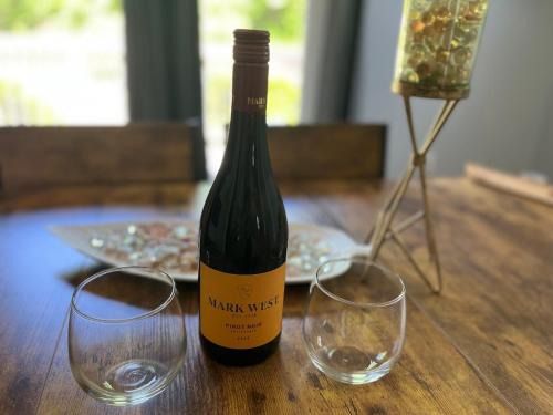 North Jay Apartment | Cozy Retreat with Private Backyard Oasis