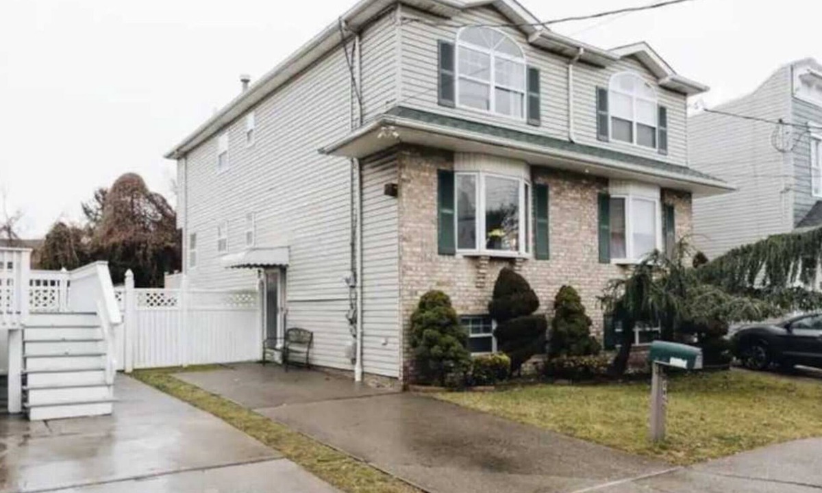 Rosebank House | Cozy room in NY home Room 1