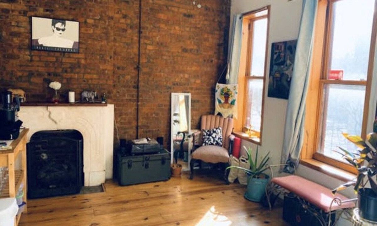 Mott Haven Apartment | Cozy Room in Sobro Brownstone