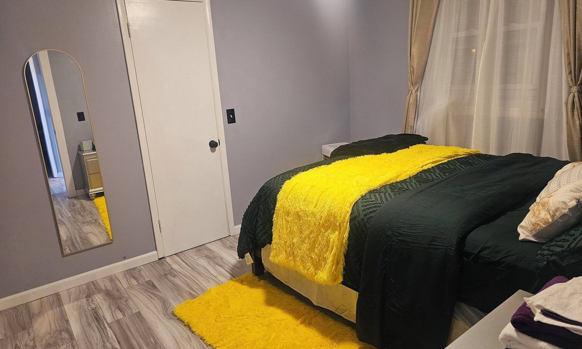 Orchard Park Apartment | Cozy & Roomy Apt close to all