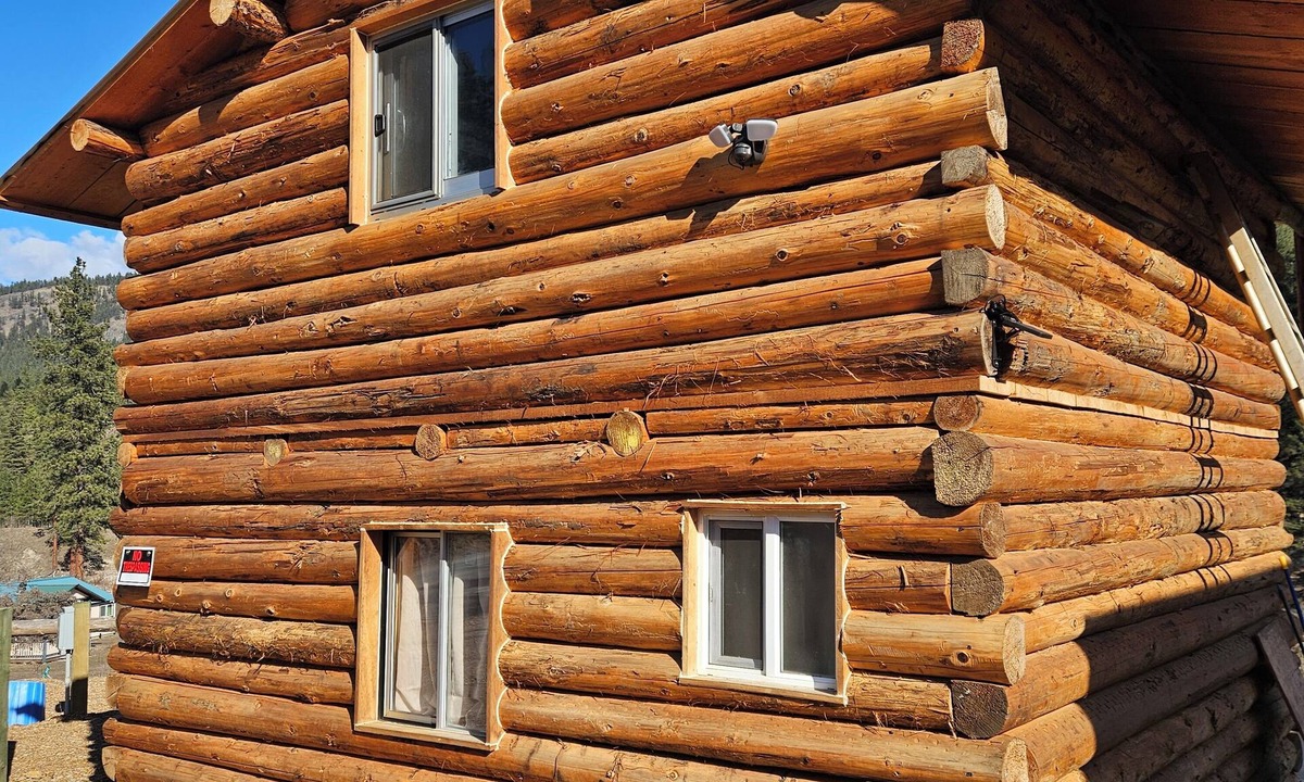 Laurier Cabin | Cozy Roost Retreat
