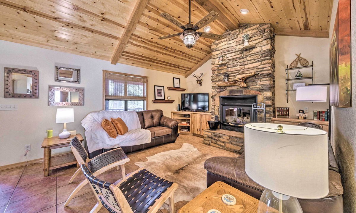 Ruidoso Cabin | Cozy Ruidoso Cabin Retreat w/Private Hot Tub