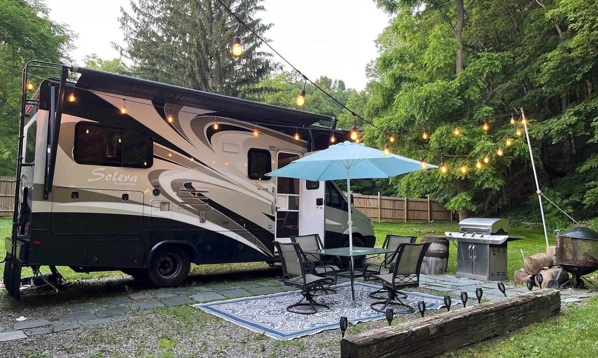 Marietta House | Cozy RV in Lovely Marietta with WiFi