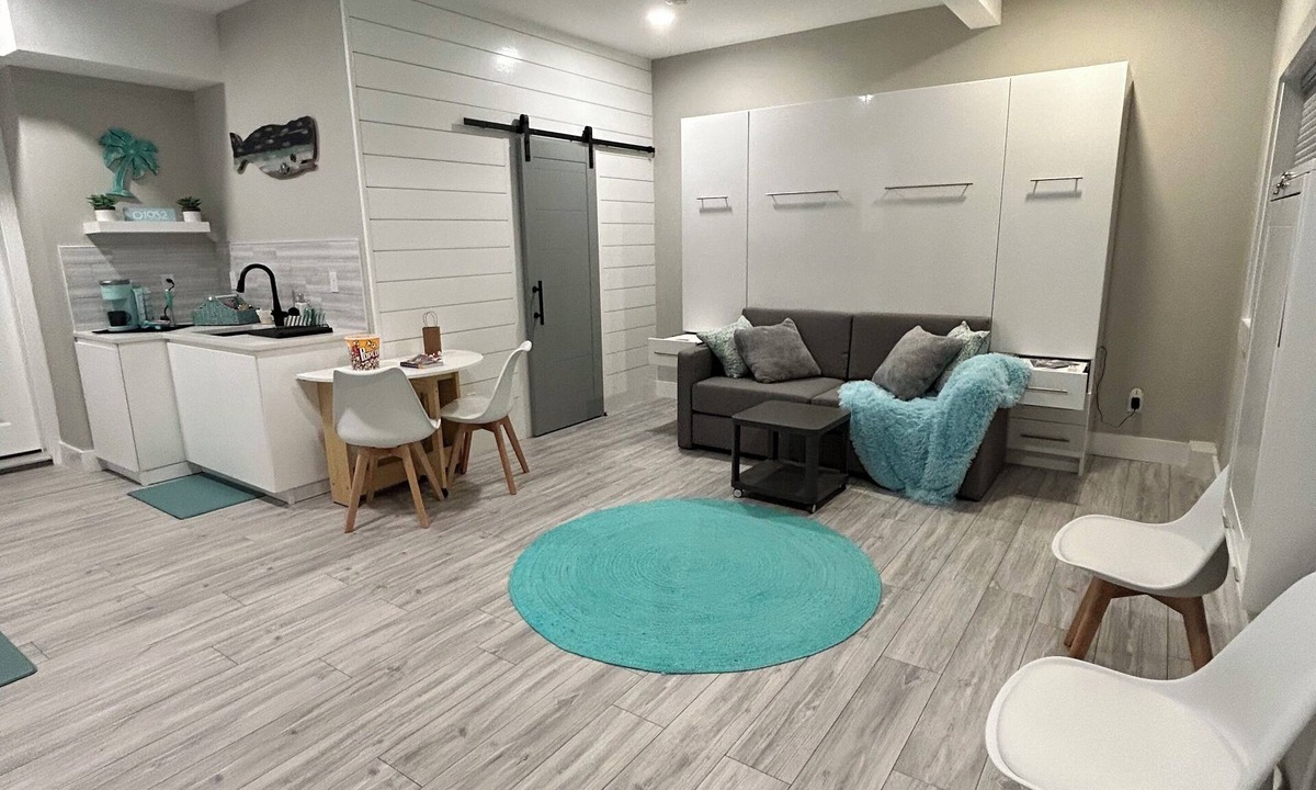 Salisbury Apartment | Cozy Salisbury Beach Studio - 2 Min Drive to Beach