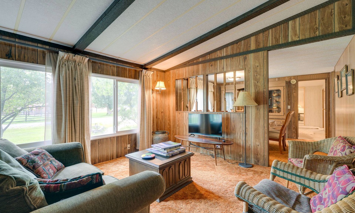 Salmon House | Cozy Salmon Home w/Mountain Views & River Access